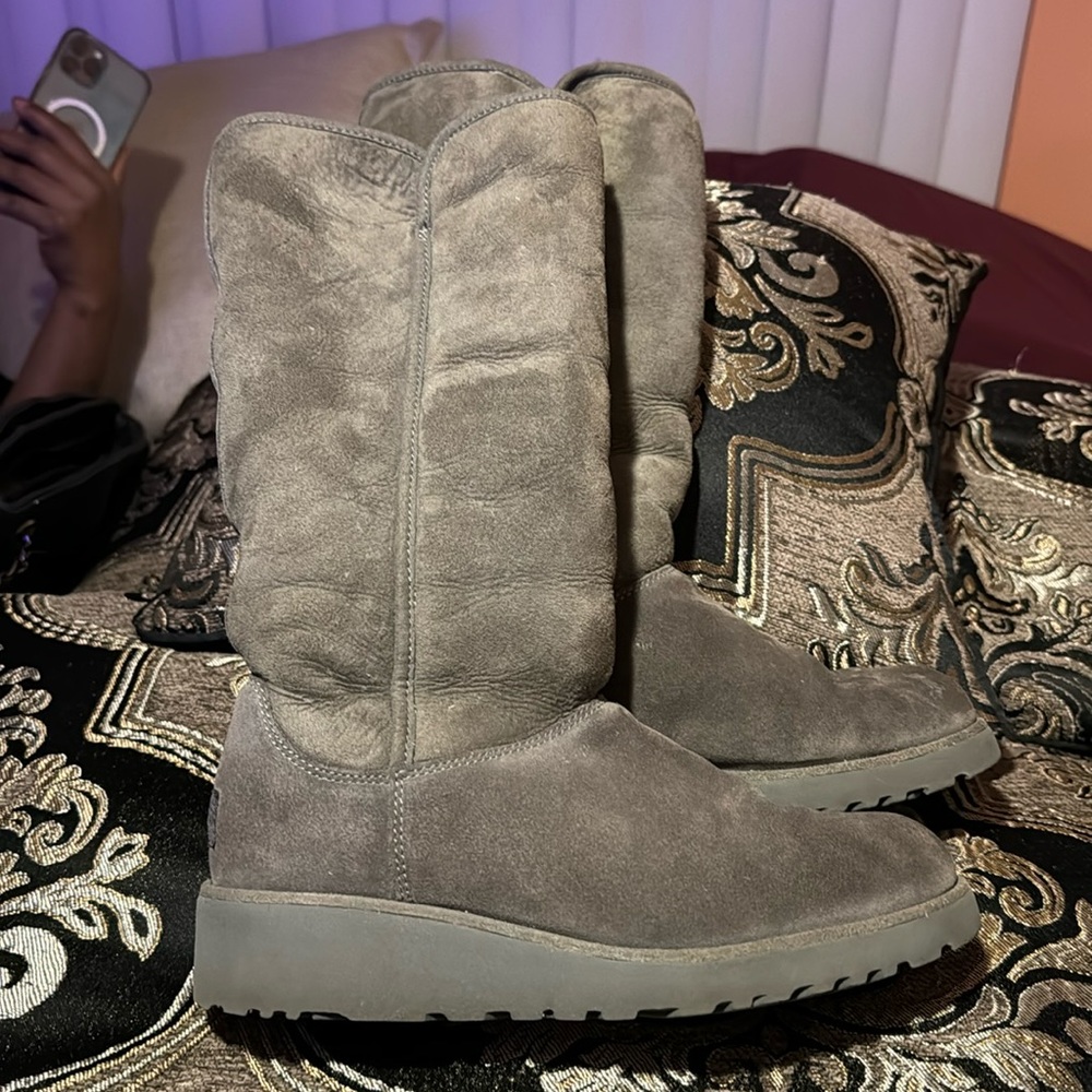 UGG Kara Women Wedge Boots Style: 1013429 Grey Size 7.5 US